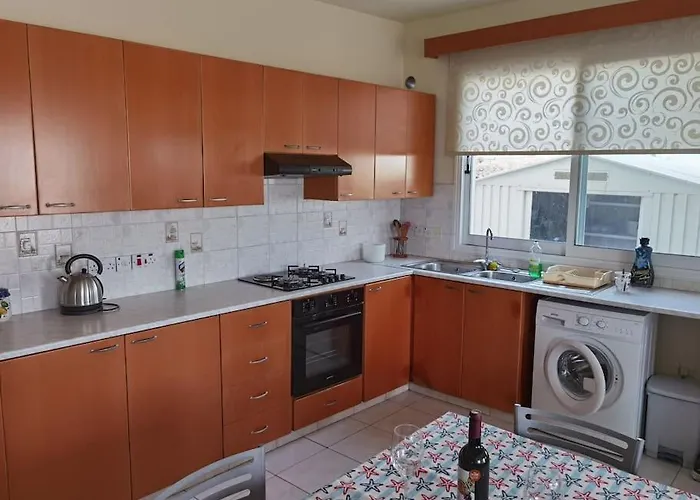 Lovely House 2 Bedrooms Wiht View * Oroklini