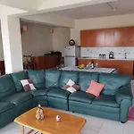 Lovely House 2 Bedrooms Wiht View Appartement Oroklini